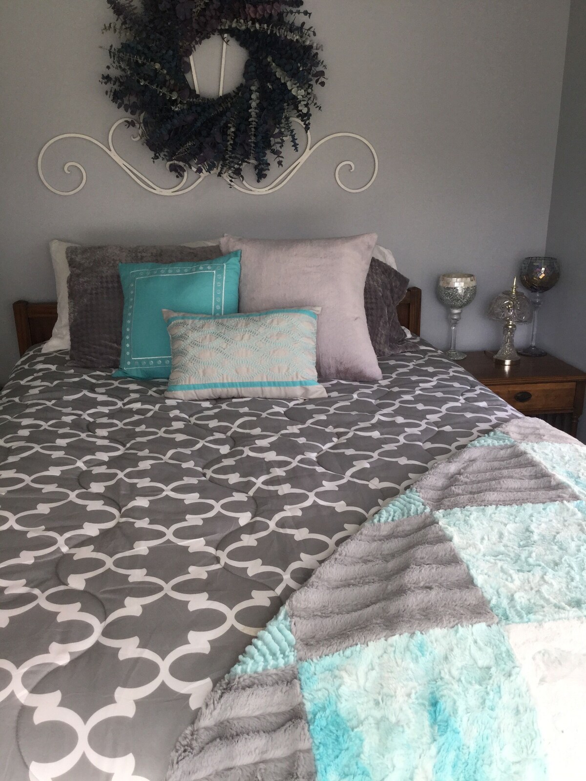 Our Cottage – Small in size, Big in character, On beautiful Highland Lake