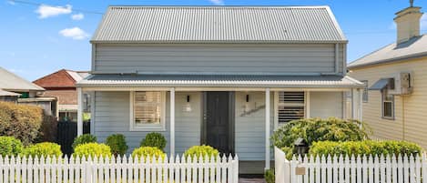 Gorgeous Front Façade of The Cottage - Only a 5 Minute Stroll to Pakington St.