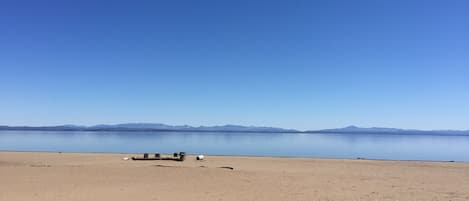 Sand, water, mountains & sky!