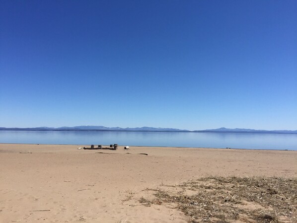 Sand, water, mountains & sky!
