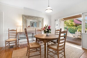 Informal dining