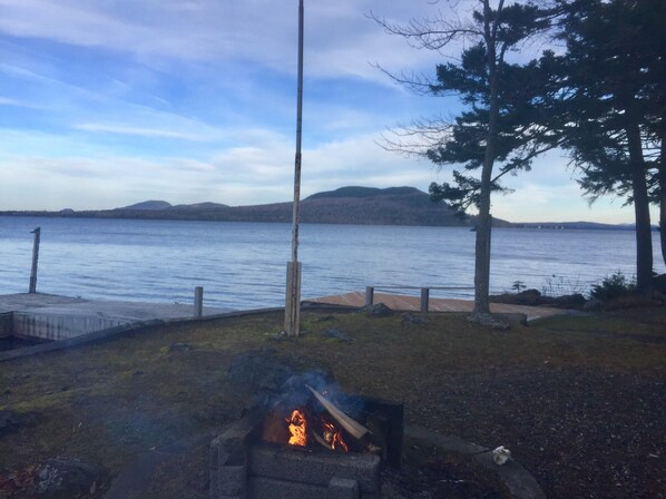 Lakeside Firepit 