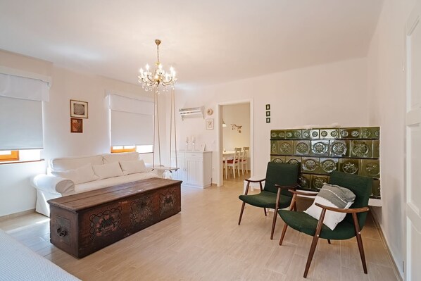 spacious living room