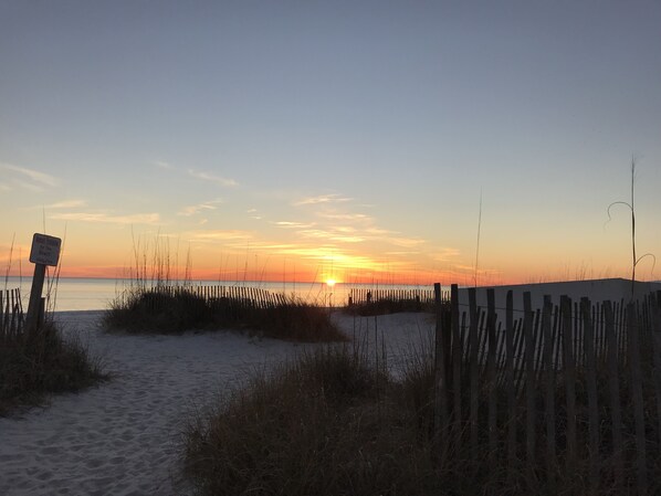 Sunset on the Beach 3 Minute Walk from Condo