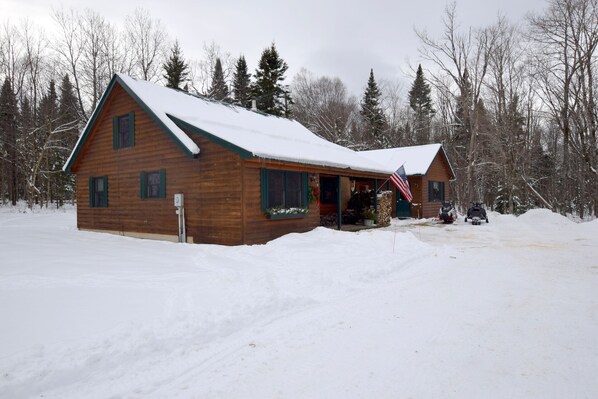 Warm and cozy cabin nestled in the woods with plenty of parking.