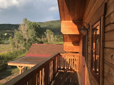 Cozy Cabin at the Base of Rabbit Ears Pass