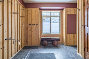 Large Heated Ski Room 