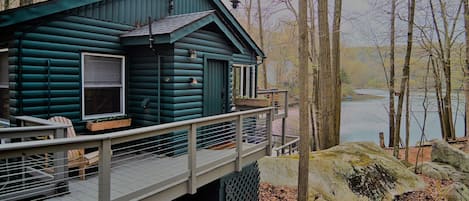 Log Cabin on the Lake