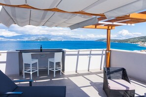 Rooftop terrace