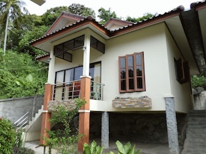 2 bedroom house in Kata 