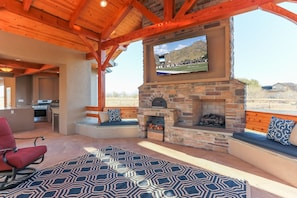 Big Game playing with ultimate relaxation.  Pizza on the Patio.