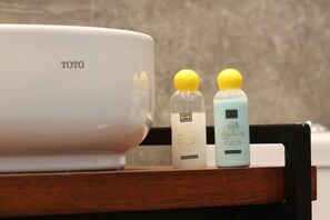 Badezimmerausstattung