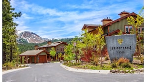 Welcome to Juniper Crest in Mammoth Lakes, CA