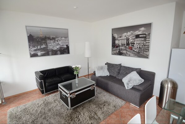Living/dining room