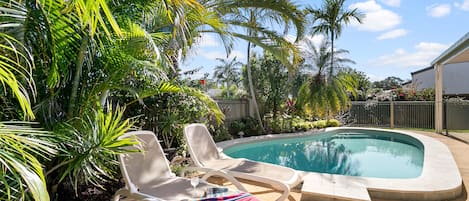 Private, tropical pool - a quiet place to relax. read and cool down. 