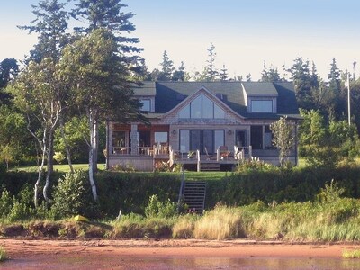 Howe Bay Beach House