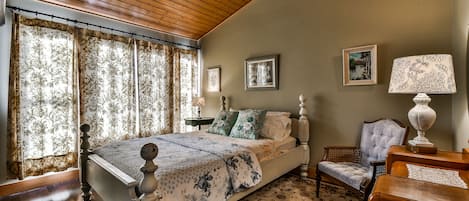 Tea Roses Vaulted Queen Bedroom