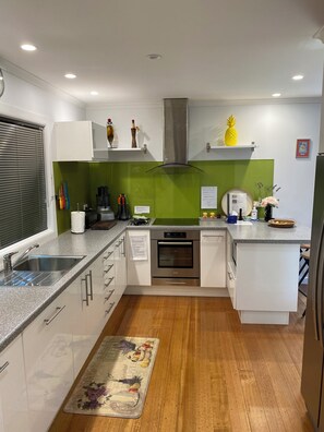 Fully equipped kitchen 