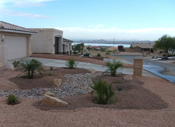 Yard view of the lake.