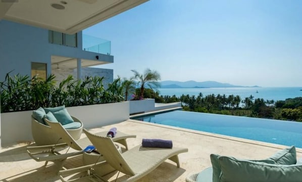 3 Bedroom Sea View Villa Escape