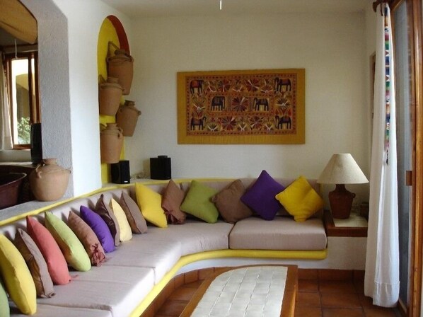 living room condo 8c