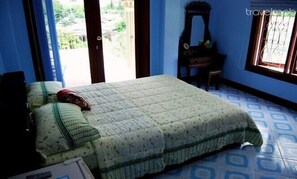  Guest Room 5