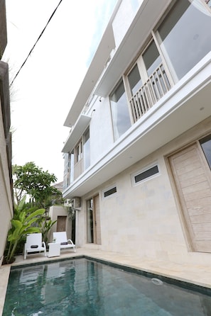 Very Cozy Sanur Studio Apartment 11