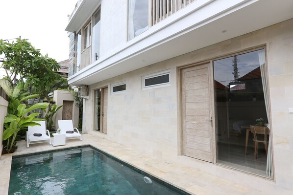 Very Cozy Sanur Studio Apartment 11