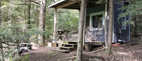 The Cabin Overlooking Chloe's Lake