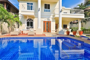 3bdr Sweet Villa Pattaya Deluxe No.5