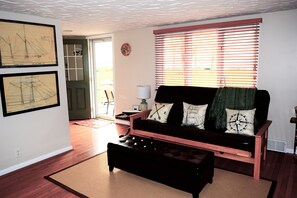 Foyer with futon