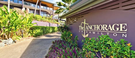 Welcome to the Anchorage, situated in Banksia Court, overlooking pool and Marina