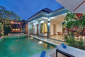 2 BR Modern Minimalist Pool Villa Canggu