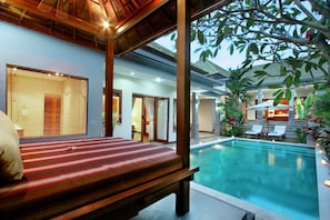 2 BR Modern Minimalist Pool Villa Canggu