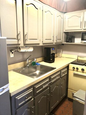 Fully stocked kitchen