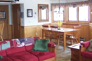 Entry-Dining area