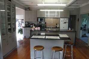 Kitchen granite tops 