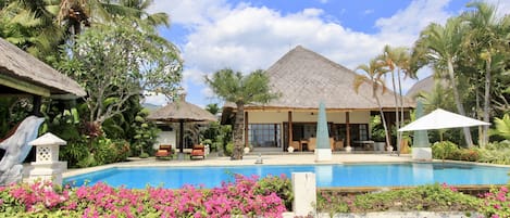 Nice Villa in Lovina, North Bali