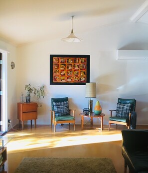 Lounge room