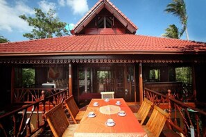 7 Bedroom Seafront Villa - Koh Phangan
