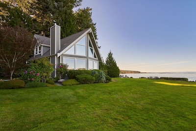 Open Design West Coast Home on 1600 Feet of Private Waterfront