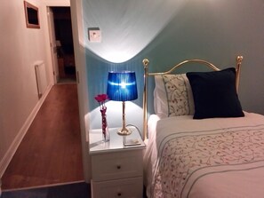 Front bedroom.
