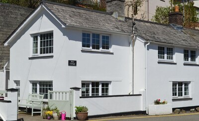 Character Cottage Close To Centre Of Wadebridge & Camel Trail