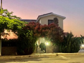 Front of Villa at Twilight! Spacious Three Bedroom Ensuite Villa, Extra Comforts