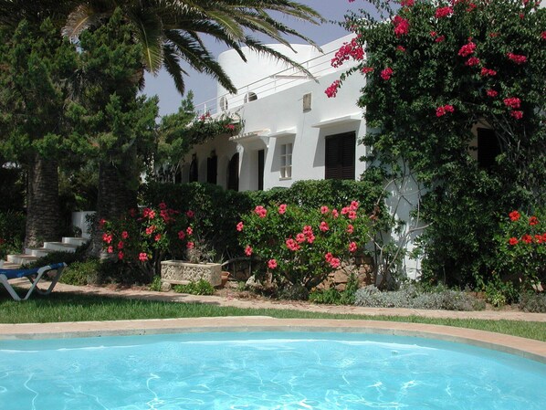 View of pool and garden
