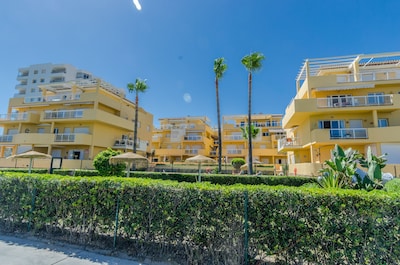 Front line beach apartment, La Cala de Mijas AP-4507