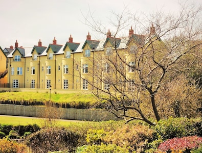 Ben-Ry Cottage, Alojamiento de lujo con vistas sobre el río Magnificient Bushmills