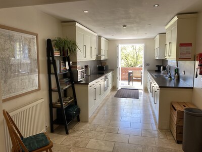 Rosemary Cottage 5* family & wheelchair friendly,tennis court  beautiful grounds