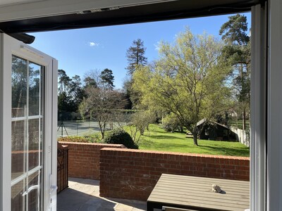 Rosemary Cottage 5* family & wheelchair friendly,tennis court  beautiful grounds