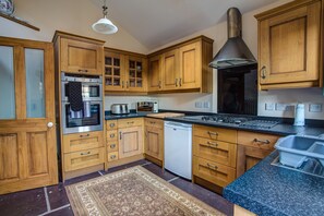 Spacious kitchen with all you need and more.